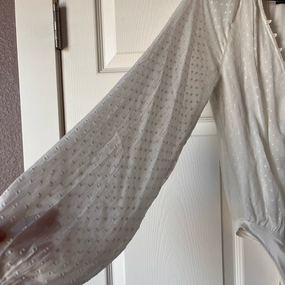 Abercrombie body suit - Picture 3 of 4